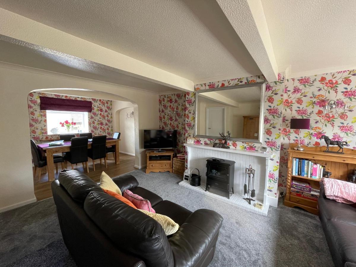Cute And Cosy 2 Bed Cottage Honley Exterior photo
