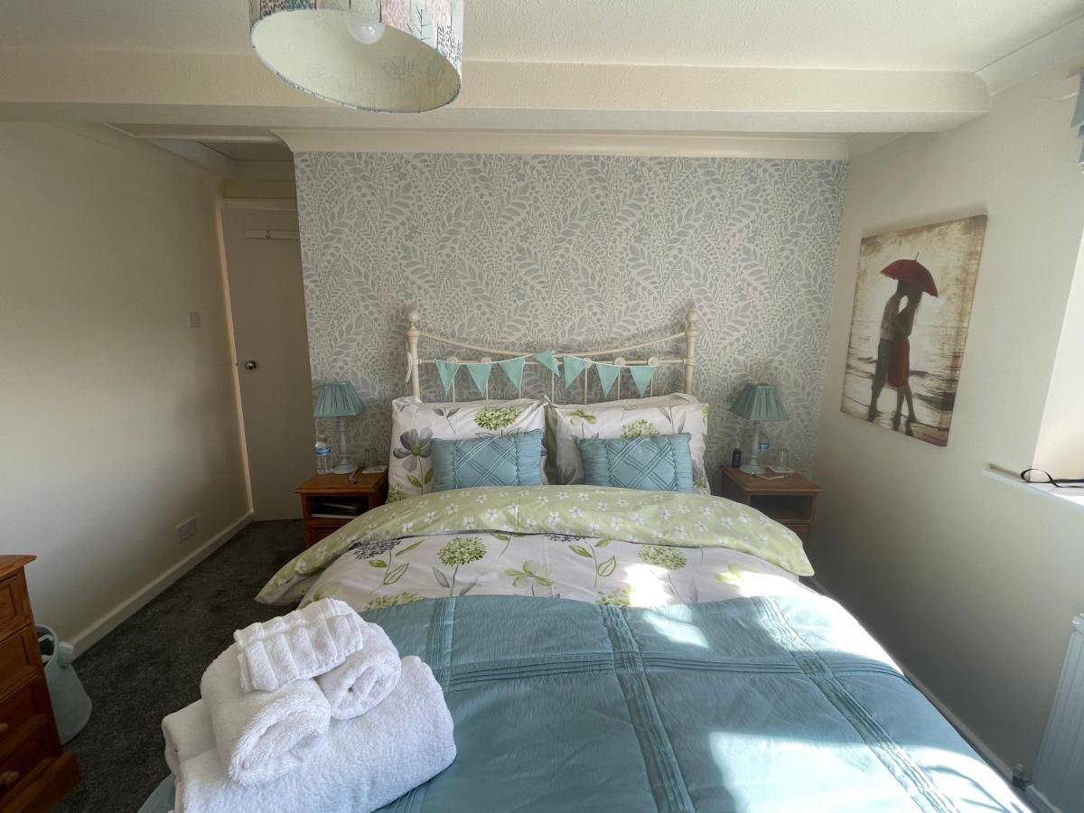 Cute And Cosy 2 Bed Cottage Honley Exterior photo